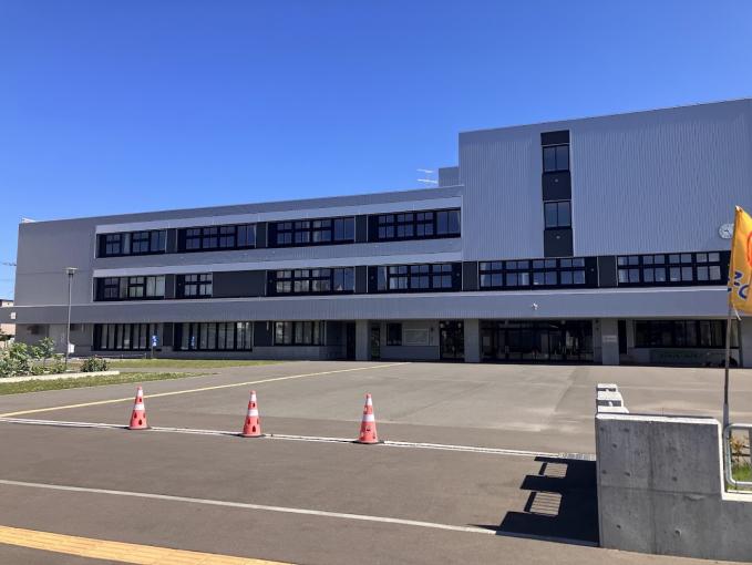 札幌市立新陽小学校まで徒歩9分 札幌市立新陽小学校まで徒歩9分