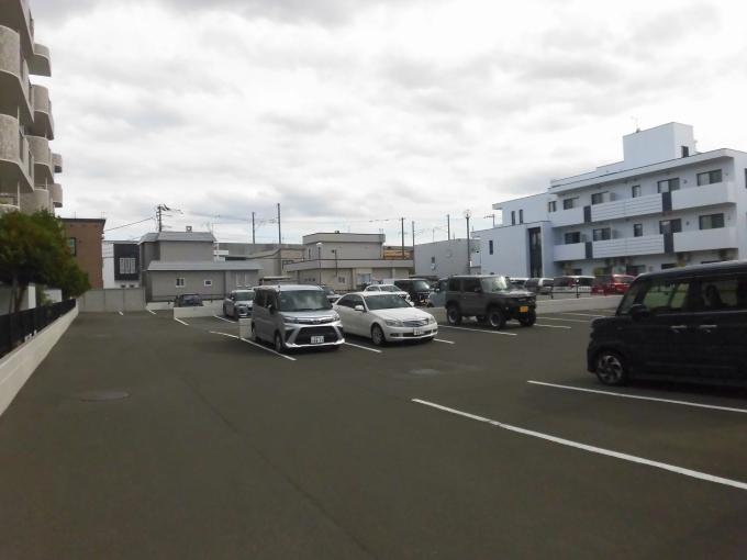 駐車場スペース(空き有 7000円/月) 駐車場スペース(空き有 7000円/月)