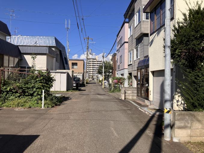 前面道路幅員は4.0m 前面道路幅員は4.0m