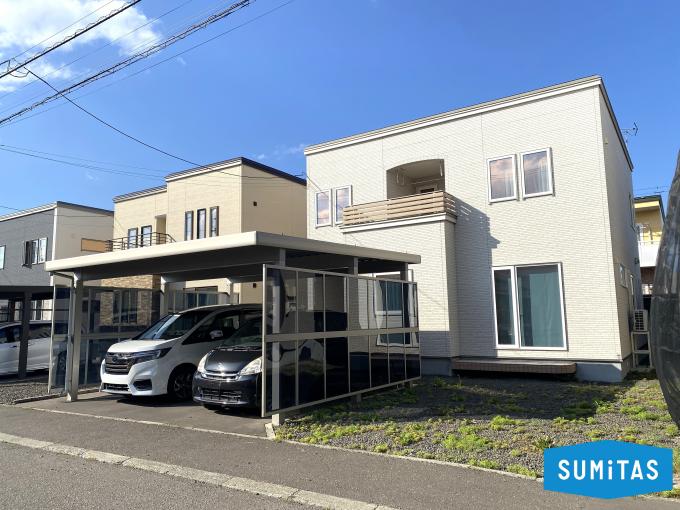 【外観】札証物産施工の築浅戸建