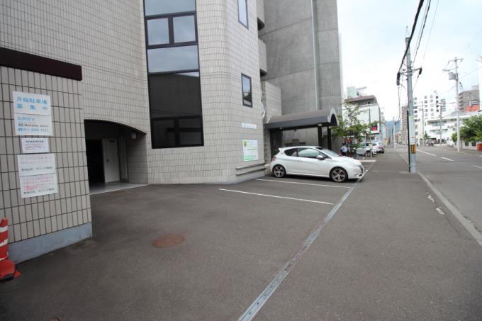 平置き駐車場 平置き駐車場
