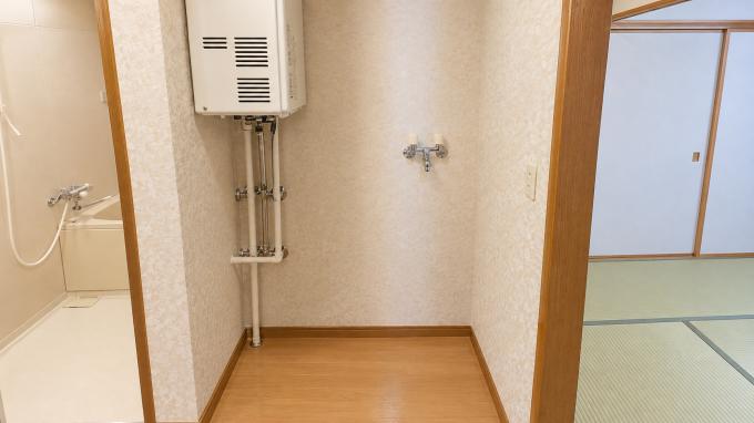 【洗濯機置場】設置後も空間を圧迫しない独立した空間◎