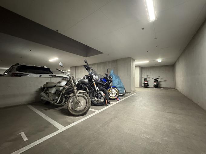 バイク置き場