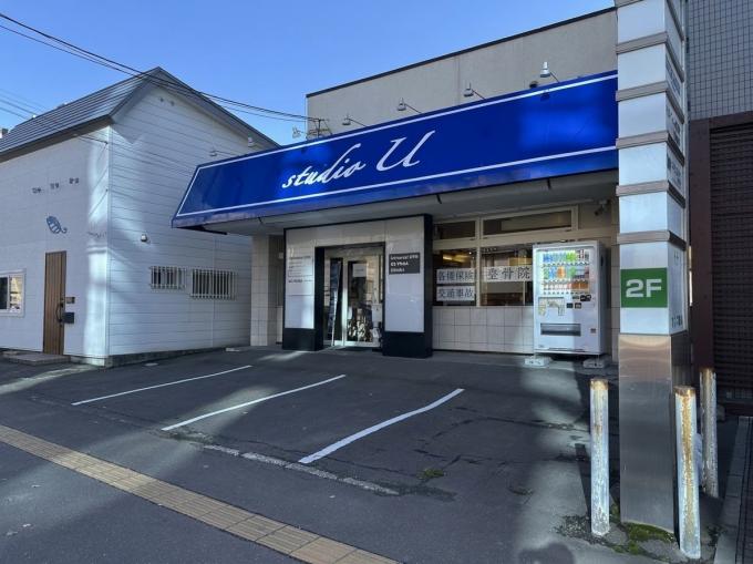 一部(駐車場の車両を消去)生成AIにて加工しております。