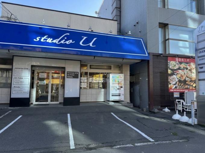 一部(駐車場の車両を消去)生成AIにて加工しております。