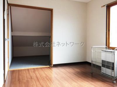 2階洋室 2階洋室